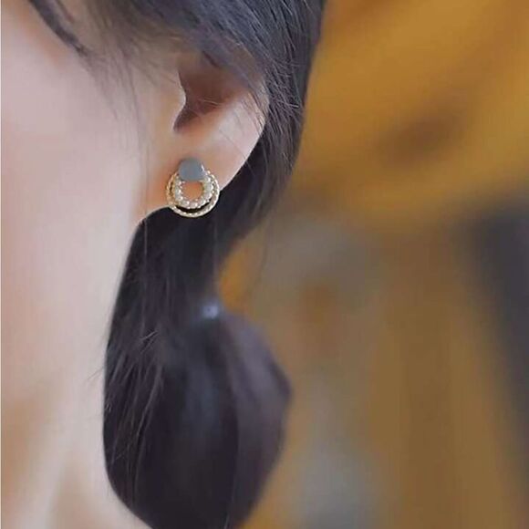 Pearl decor stud earrings N178 - Picture 2 of 6